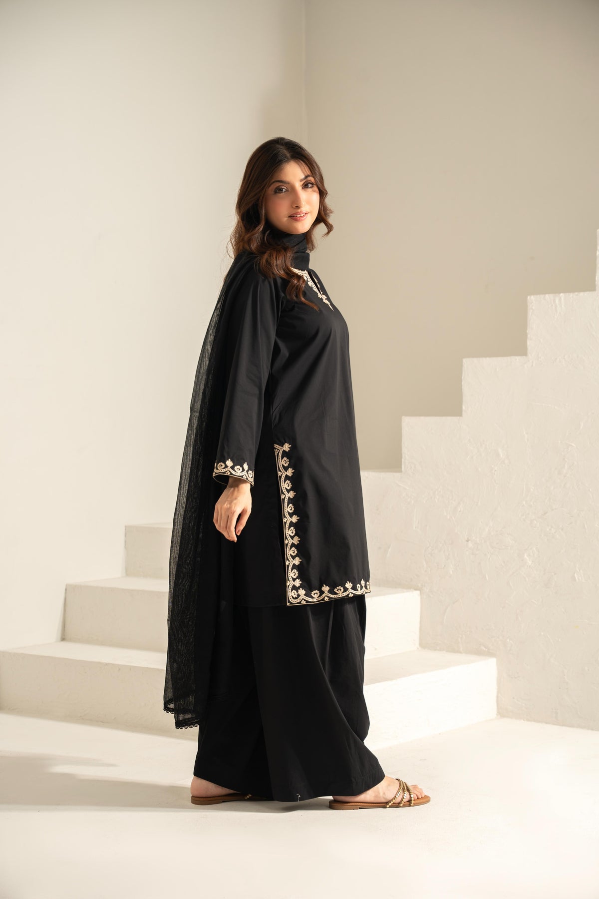 ZARIF 3-PIECE