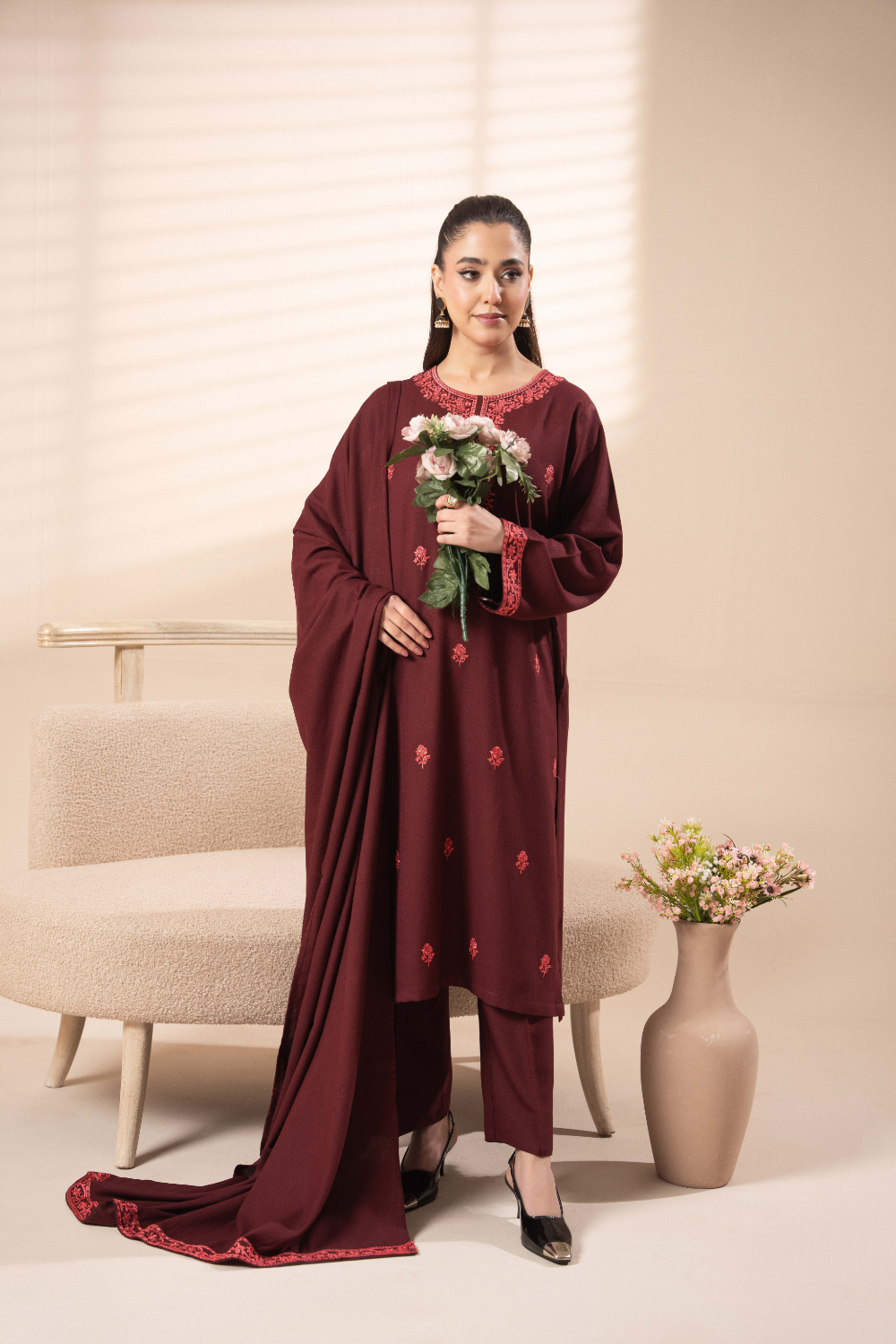 REIGN 3-PIECE