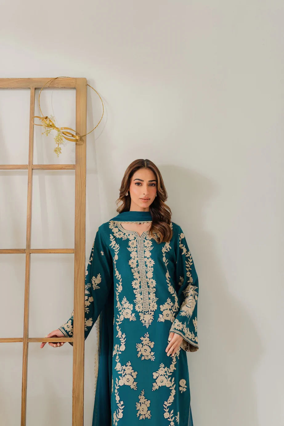 VANYA 3-PIECE